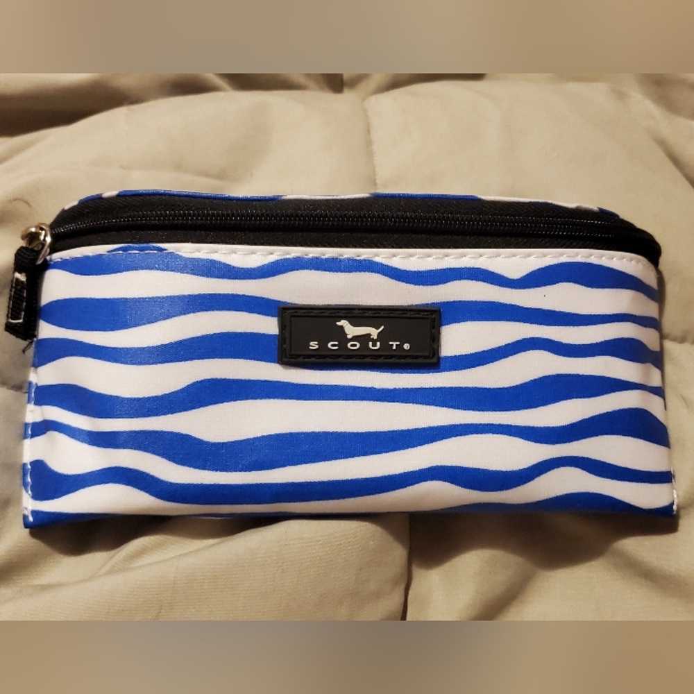 SCOUT eyeglass case. New without tags! Mint condition.
